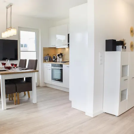 Meerzeit - Mit Infrarotsauna, Garten Und Dachterrasse Prázdninový dům Tossens